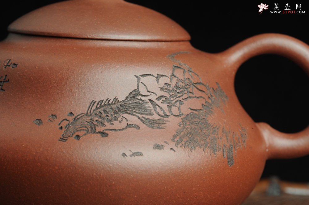 紫砂壶图片：美壶特惠 文气葫芦（福禄）壶 装饰游鱼之乐 - 宜兴紫砂壶网