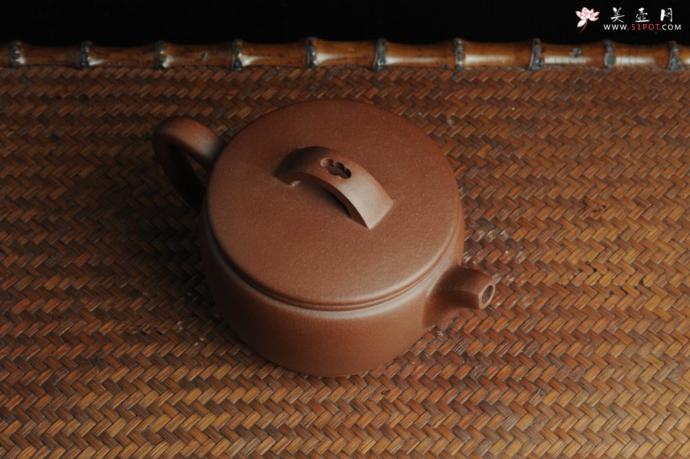 紫砂壶图片：美壶特惠 优质紫泥汉瓦 大口实用 做工精致 - 宜兴紫砂壶网