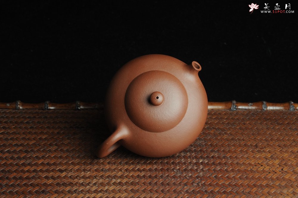 紫砂壶图片：美壶年底特惠 秀雅龙蛋壶 - 宜兴紫砂壶网