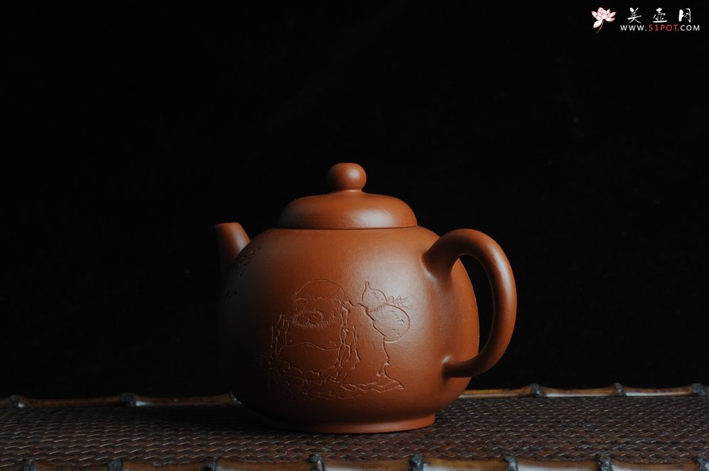 紫砂壶图片：优质赵庄朱泥全手工明式思裕  方健双刀文气装饰禅心图 - 宜兴紫砂壶网