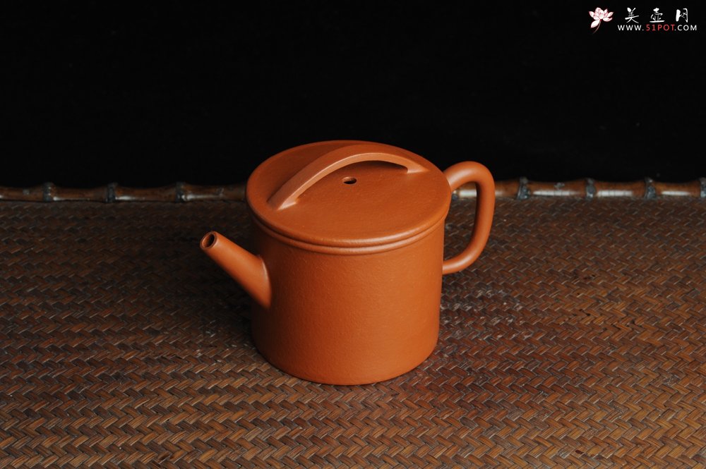 紫砂壶图片：优质赵庄朱泥 精品全手工汉瓦 端庄秀雅 大口实用 出水暴爽 - 宜兴紫砂壶网