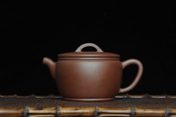 紫砂壶图片：美壶特惠 优质紫泥汉瓦 大口实用 做工精致 - 宜兴紫砂壶网