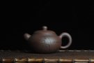 紫砂壶图片：美壶特惠 做工精致山人道洪圆珠 饱满漂亮 出水暴爽 - 宜兴紫砂壶网