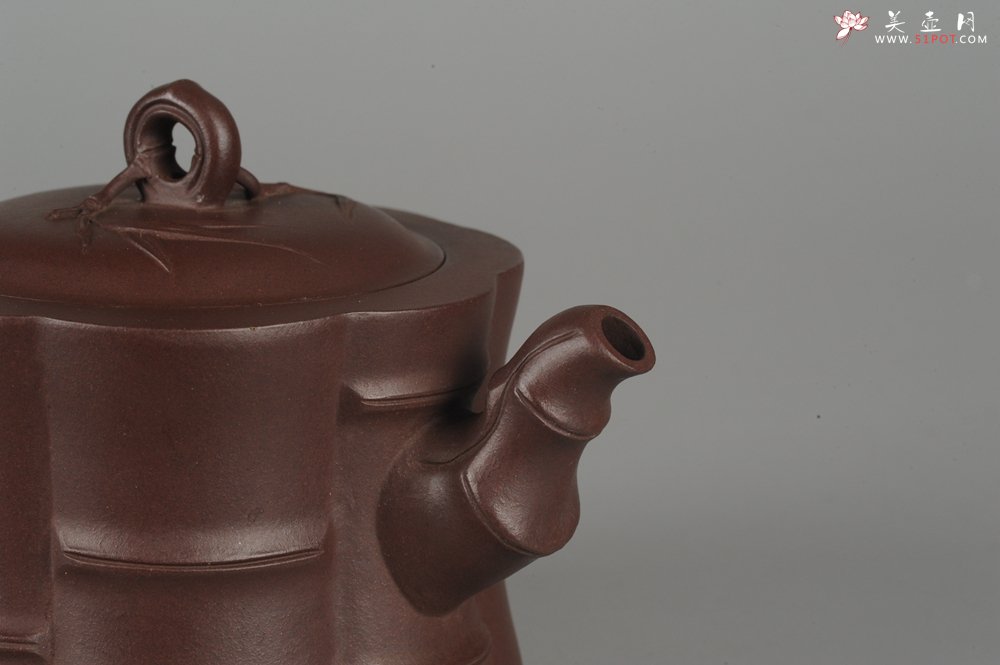 紫砂壶图片：美壶年终特惠 八段竹 - 宜兴紫砂壶网