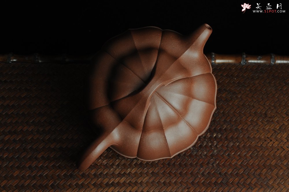 紫砂壶图片：全手工精品合菱 筋囊力作 难度大 - 宜兴紫砂壶网