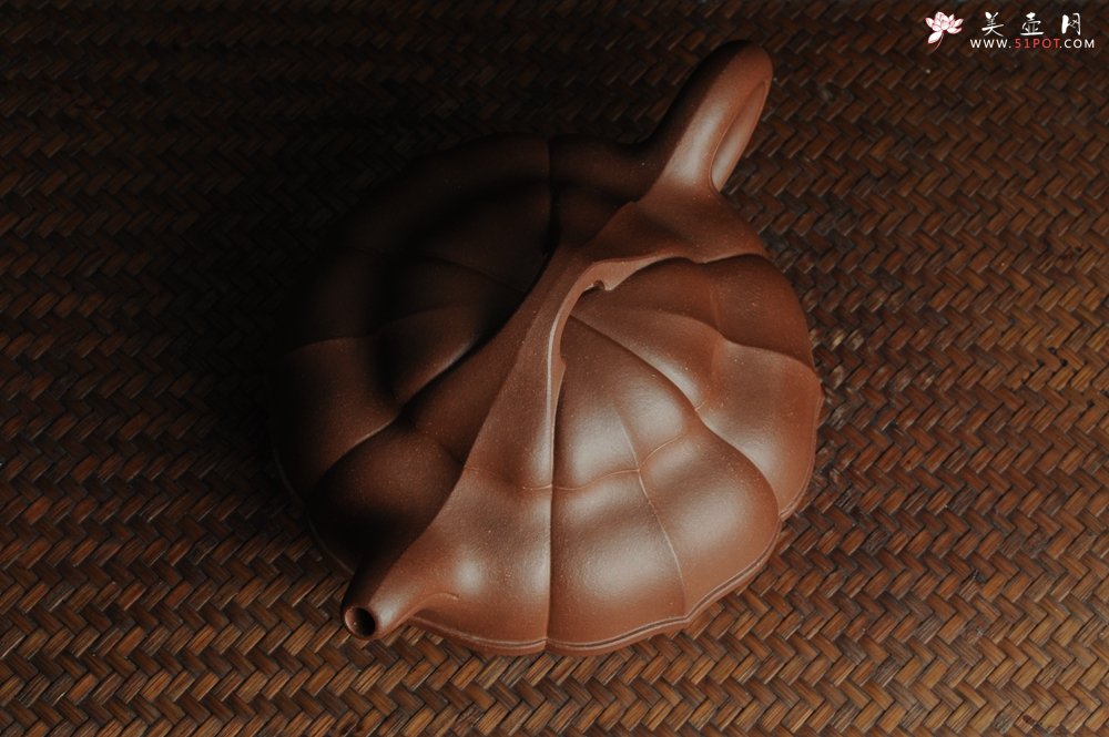 紫砂壶图片：全手工精品合菱 筋囊力作 难度大 - 宜兴紫砂壶网