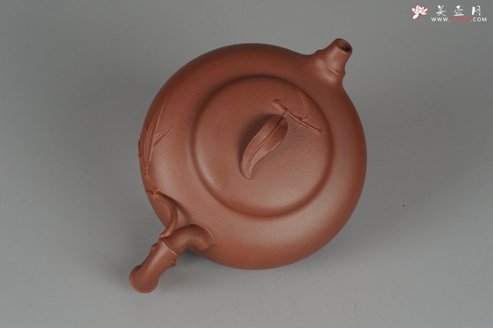 紫砂壶图片：美壶特惠秀竹 贴叶精湛 - 宜兴紫砂壶网