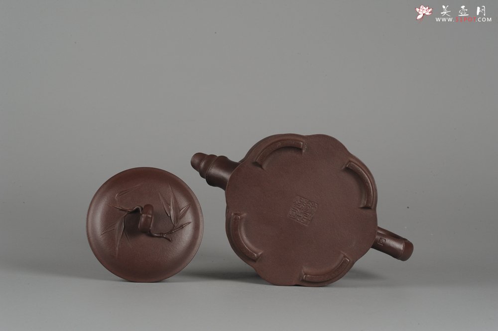 紫砂壶图片：美壶年终特惠 八段竹 - 宜兴紫砂壶网