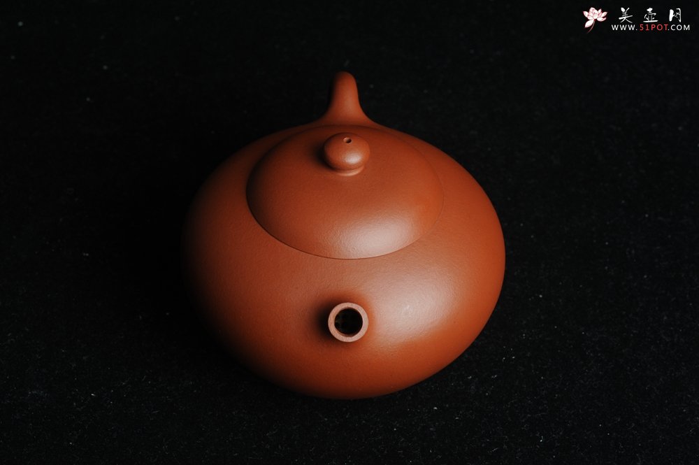 紫砂壶图片：美壶特惠 老清水泥精致龙蛋 养后温润可人 - 宜兴紫砂壶网