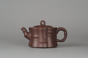 紫砂壶图片：美壶年终特惠 八段竹 - 宜兴紫砂壶网