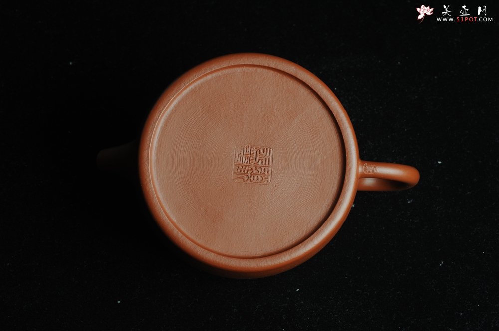 紫砂壶图片：正宗小煤窑朱泥 全手工大亨德中 隽秀文气 - 宜兴紫砂壶网