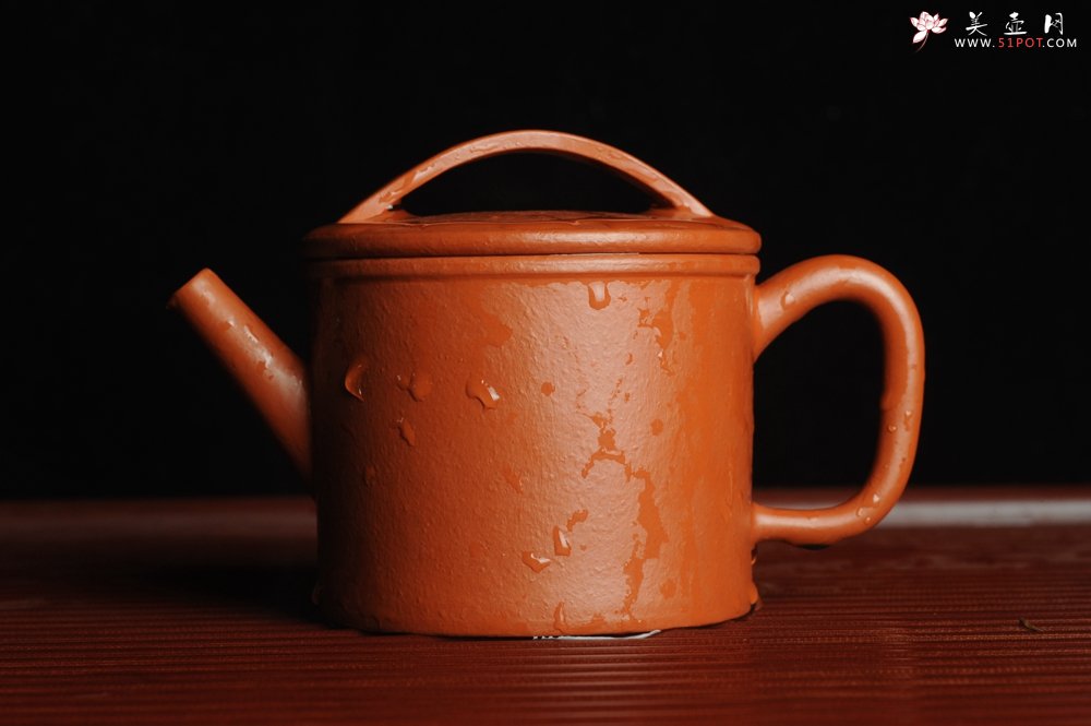 紫砂壶图片：优质赵庄朱泥 精品全手工汉瓦 端庄秀雅 大口实用 出水暴爽 - 宜兴紫砂壶网
