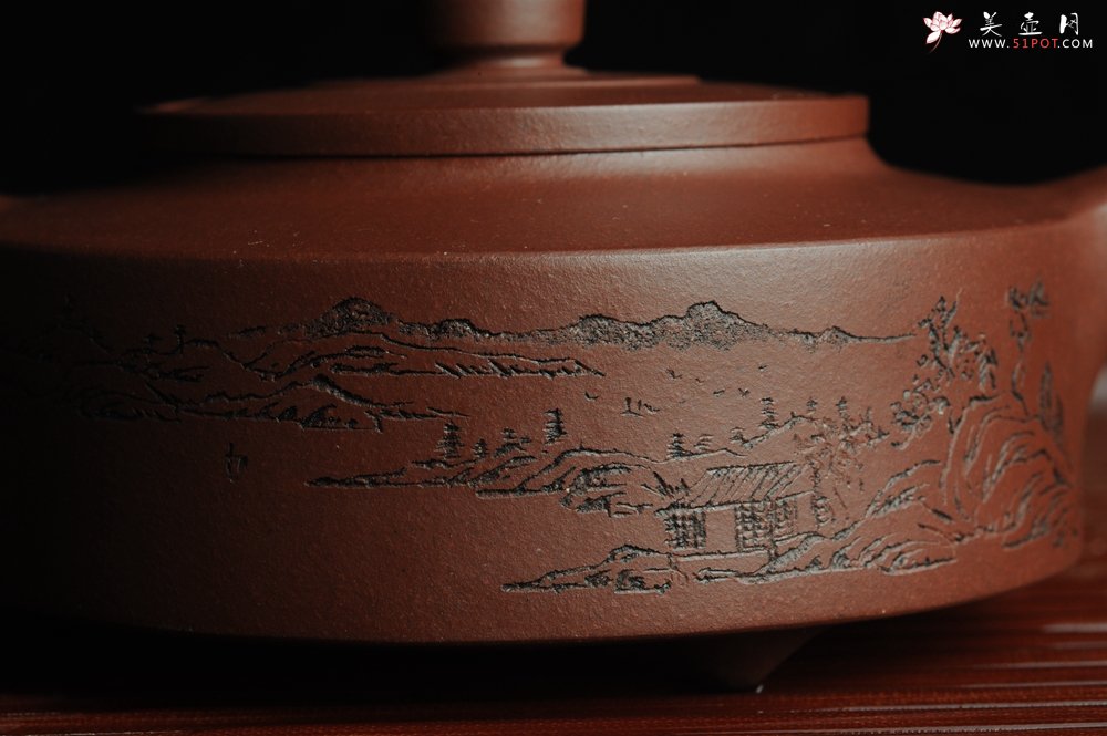 紫砂壶图片：美壶特惠 曼生周盘 通景山水 做工超精致 茶人醉爱 - 宜兴紫砂壶网