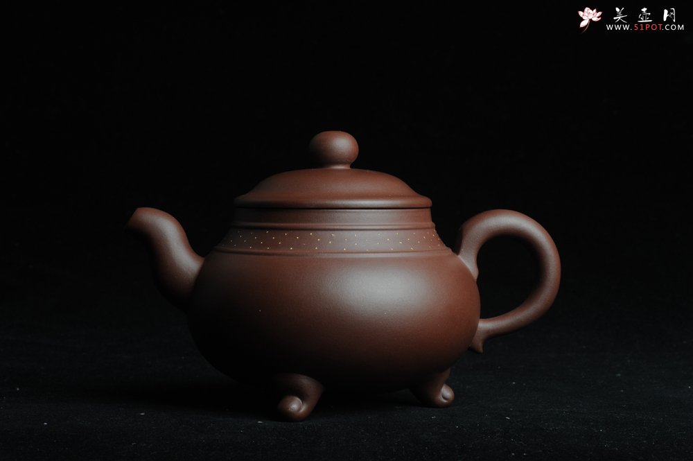 紫砂壶图片：美壶特惠三足鼎立玉鼎壶 做工精致 - 宜兴紫砂壶网