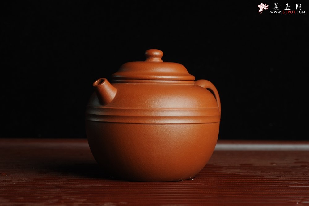 紫砂壶图片：美壶特惠 优质朱泥线玉圆壶 做工精致 仅此一只 - 宜兴紫砂壶网