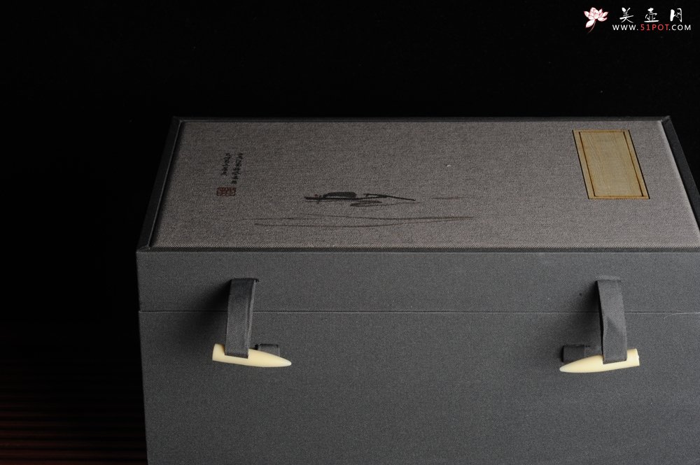 紫砂壶图片：美壶特惠 经典平盖小石瓢 满瓢（景舟石瓢）装饰竹子 泥料超好高档包装 做工灰常精致 - 宜兴紫砂壶网