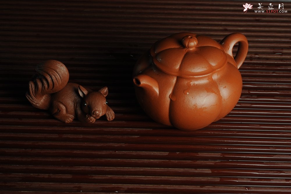 紫砂壶图片：美壶特惠 优质朱泥筋囊器漠上花开 做工精致 仅此一只 - 宜兴紫砂壶网