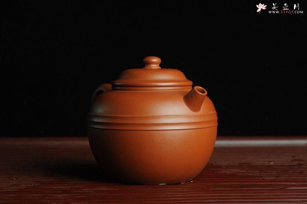 紫砂壶图片：美壶特惠 优质朱泥线玉圆壶 做工精致 仅此一只 - 宜兴紫砂壶网