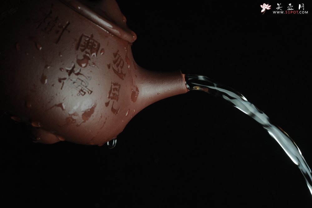 紫砂壶图片：美壶特惠 经典平盖小石瓢 满瓢（景舟石瓢）装饰梅花 泥料超好高档包装一壶二杯 做工灰常精致 - 宜兴紫砂壶网