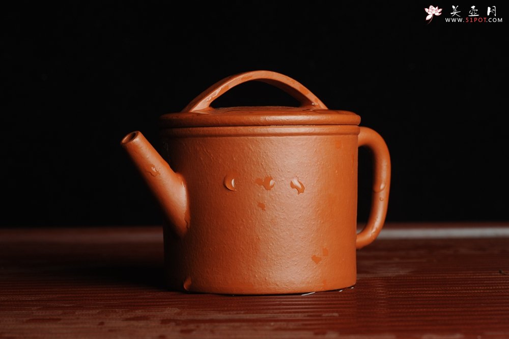 紫砂壶图片：优质赵庄朱泥 精品全手工汉瓦 端庄秀雅 大口实用 出水暴爽 - 宜兴紫砂壶网