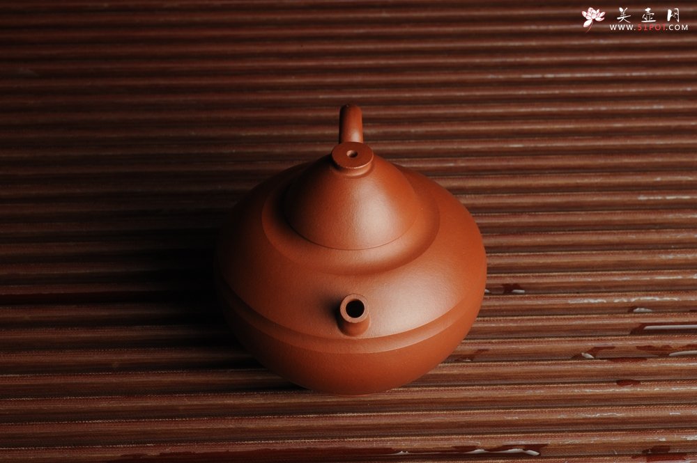 紫砂壶图片：美壶特惠 优质老清水泥 茶人醉爱 文人小雅小影壶 - 宜兴紫砂壶网