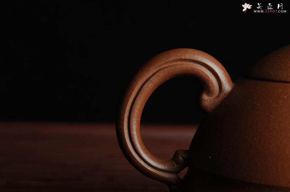 紫砂壶图片：美壶特惠 油润降坡泥 玉笠壶 出水如柱 仰山水清气 极天地大观 - 宜兴紫砂壶网