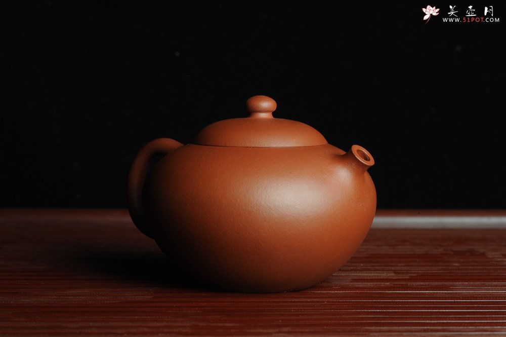 紫砂壶图片：美壶特惠 老清水泥精致龙蛋 养后温润可人 - 宜兴紫砂壶网