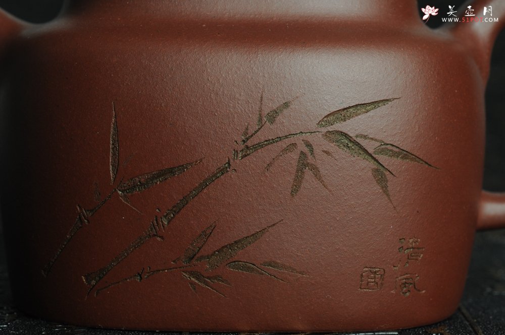 紫砂壶图片：美壶特惠 做工精致四方德中 陈俊儒文气装饰 - 宜兴紫砂壶网