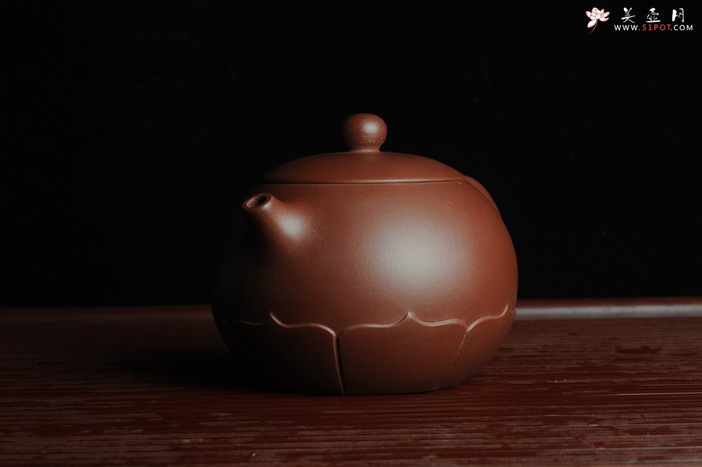 紫砂壶图片：美壶特惠 精工莲花西施 茶人醉爱 - 宜兴紫砂壶网