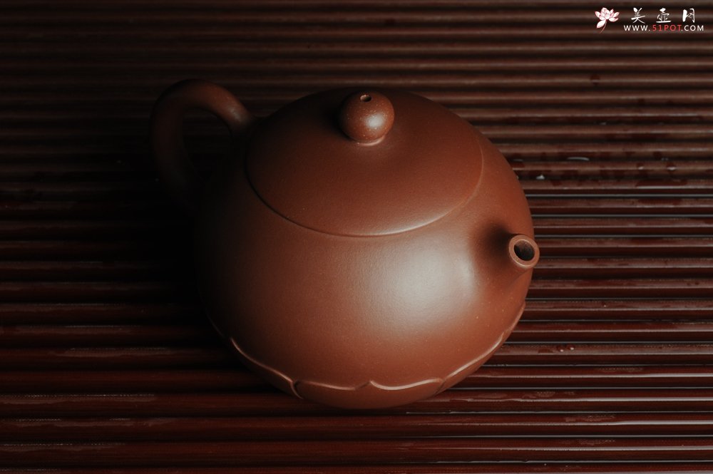 紫砂壶图片：美壶特惠 精工莲花西施 茶人醉爱 - 宜兴紫砂壶网