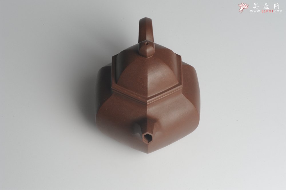 紫砂壶图片：大气端庄 线条流畅 全手工精品六方掇球 - 宜兴紫砂壶网