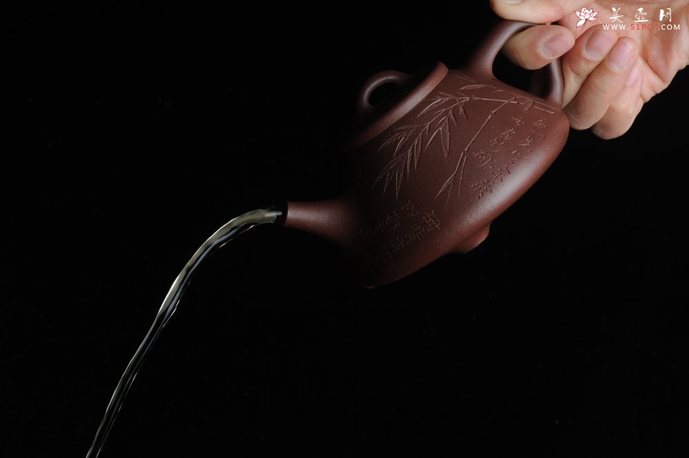 紫砂壶图片：优质紫泥 全手工精品摹古老子冶石瓢 骨肉匀挺 清茗堂助工文气装饰板桥竹 文人风骨尽显 - 宜兴紫砂壶网