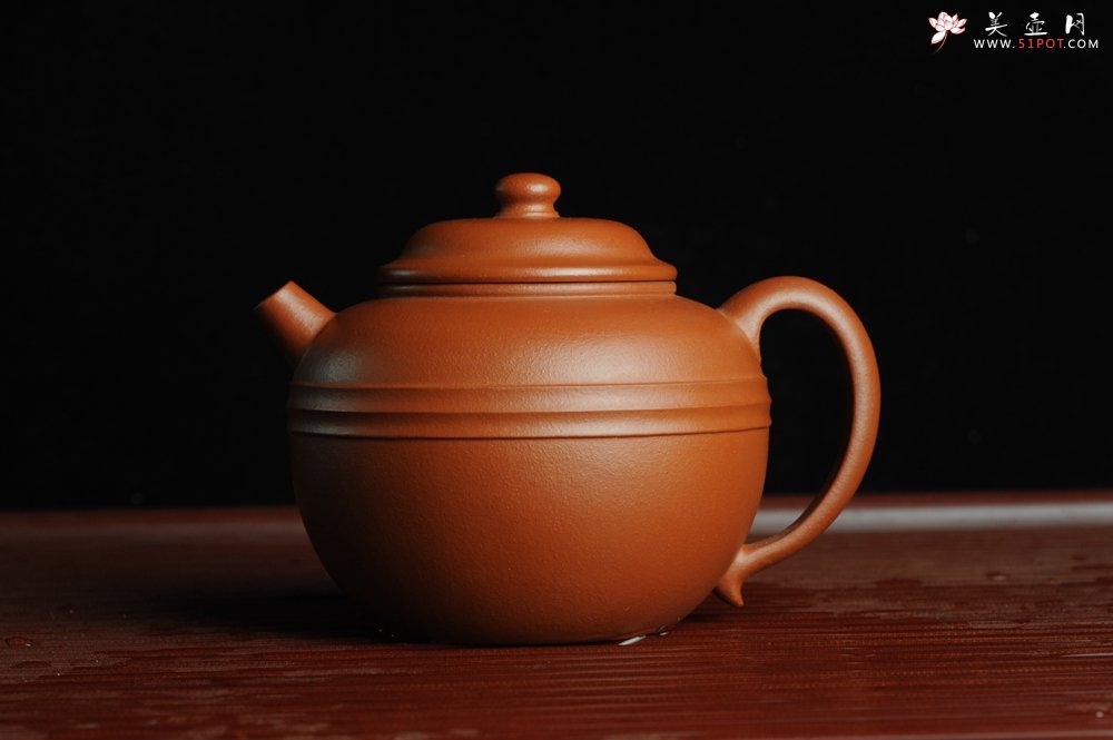 紫砂壶图片：美壶特惠 优质朱泥线玉圆壶 做工精致 仅此一只 - 宜兴紫砂壶网