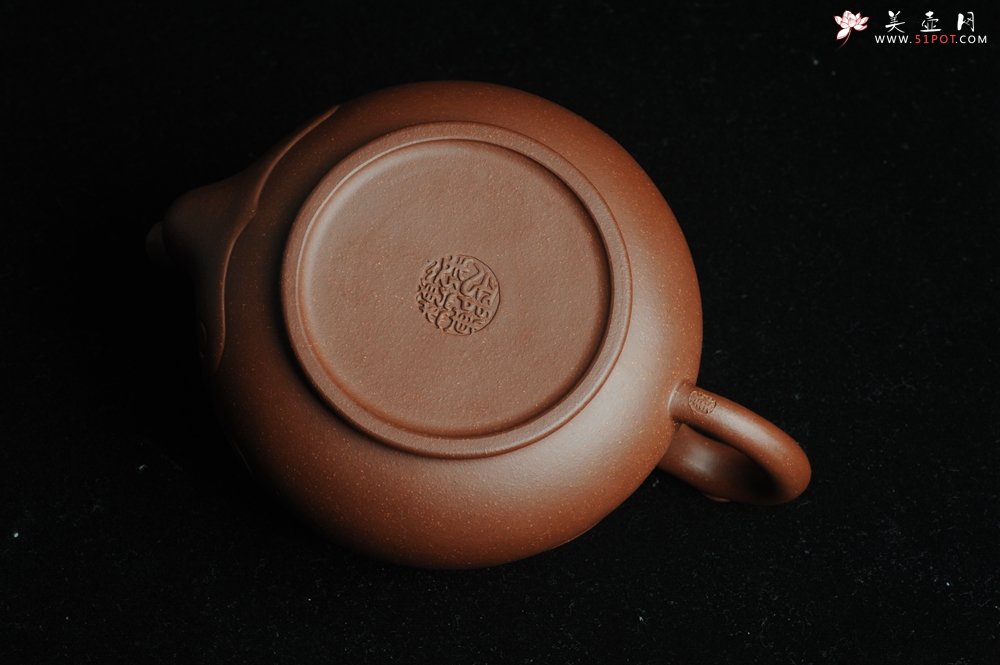 紫砂壶图片：美壶特惠 原创祥云纳福壶 - 宜兴紫砂壶网