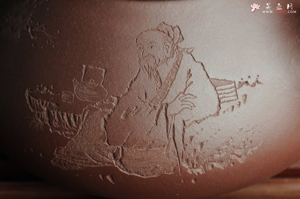 紫砂壶图片：美壶特惠 经典平盖小石瓢 满瓢（景舟石瓢）方健双刀即兴装饰松下高士煮茶图 泥料超好 做工灰常精致 - 宜兴紫砂壶网