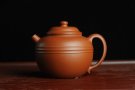 紫砂壶图片：美壶特惠 优质朱泥线玉圆壶 做工精致 仅此一只 - 宜兴紫砂壶网