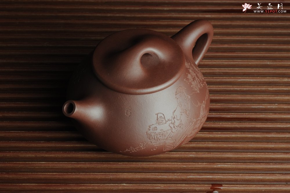 紫砂壶图片：贺岁新品 优质紫茄泥全手工高士煮茶图 茶亦醉人 文气满瓢 - 宜兴紫砂壶网