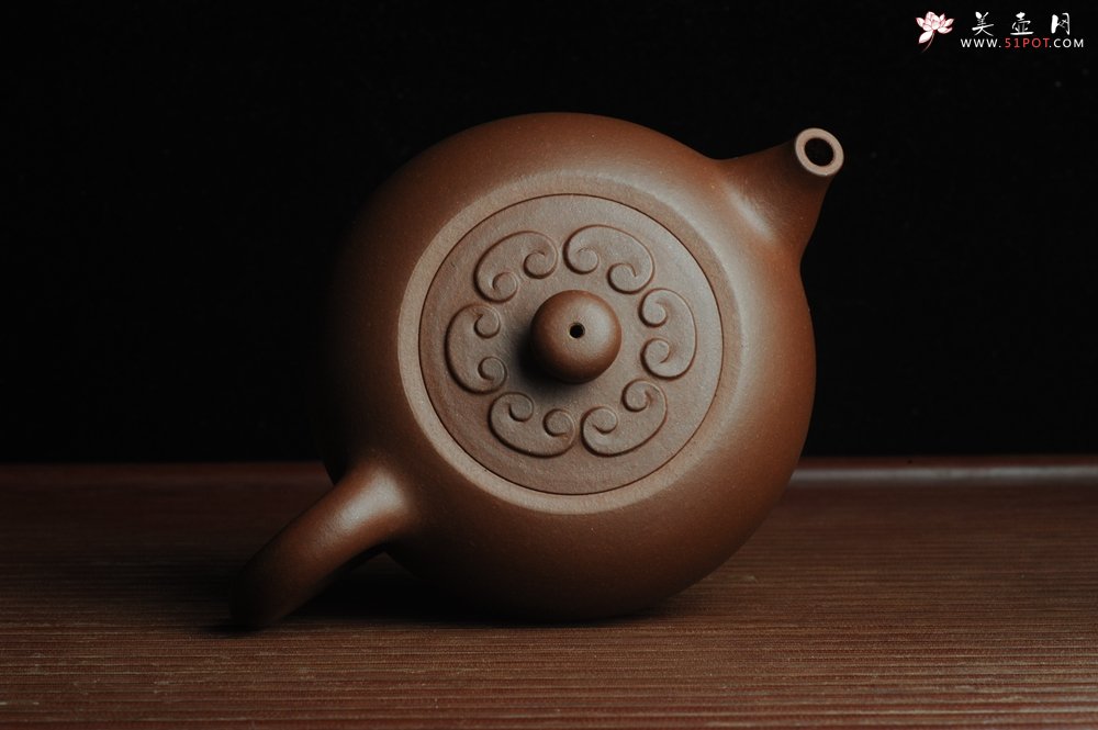 紫砂壶图片：美壶特惠 精致福气如意壶 嵌盖 做工泥料灰常好 出水暴爽 无证书 养过一段时间 开年福利  - 宜兴紫砂壶网