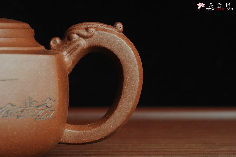 紫砂壶图片：美壶特惠 六方龙樽 刻绘山水 浑厚大气 - 宜兴紫砂壶网