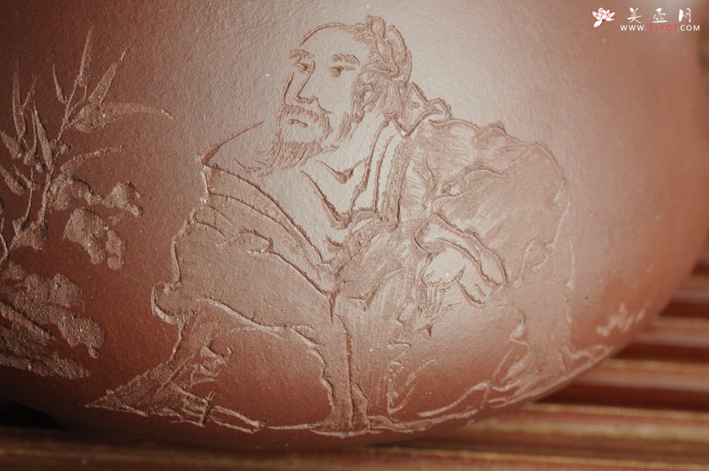 紫砂壶图片：贺岁新品 优质紫茄泥全手工高士竹图 风清气正满瓢 - 宜兴紫砂壶网