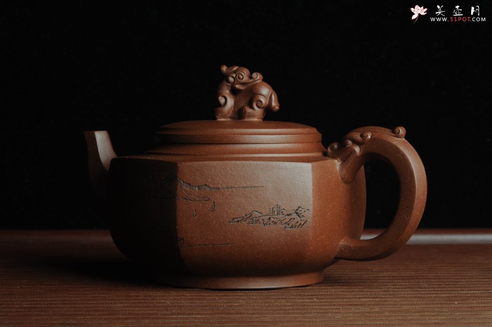 紫砂壶图片：美壶特惠 六方龙樽 刻绘山水 浑厚大气 - 宜兴紫砂壶网