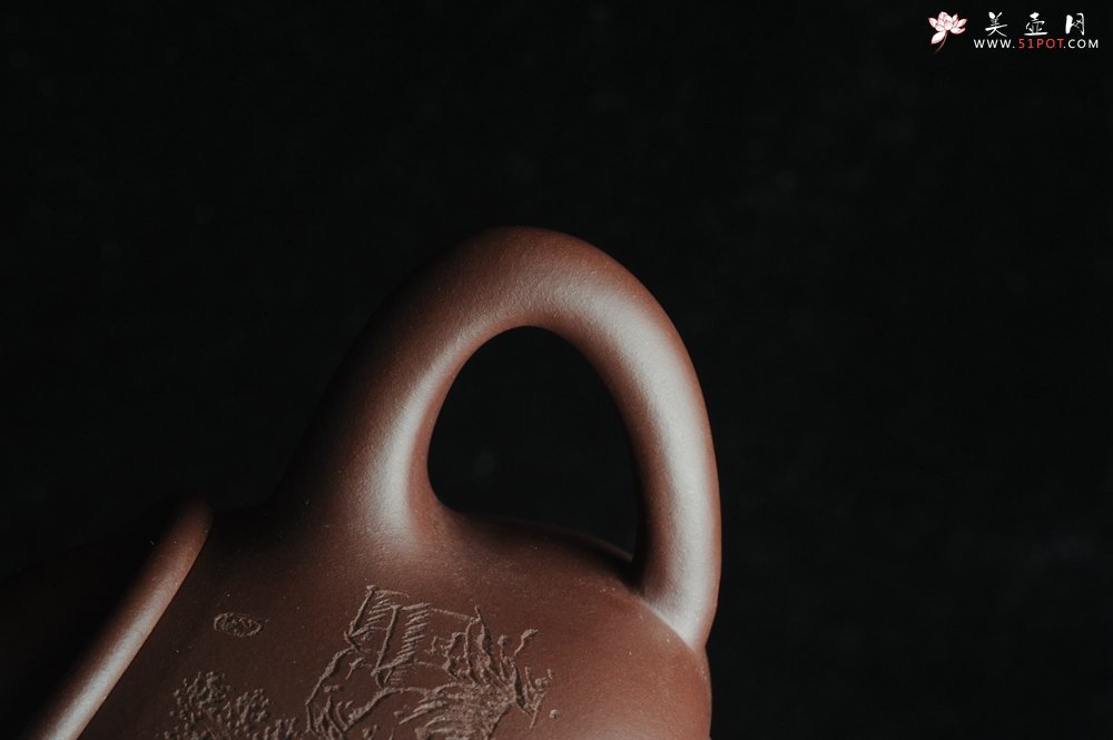 紫砂壶图片：优质紫茄泥全手工山水满瓢 雨过山色清 - 宜兴紫砂壶网