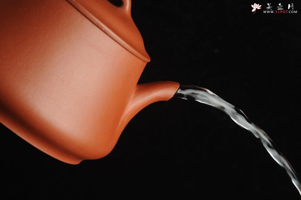 紫砂壶图片：美壶特惠 摹李寒勇影瓢 老清水泥 茶人醉爱 - 宜兴紫砂壶网