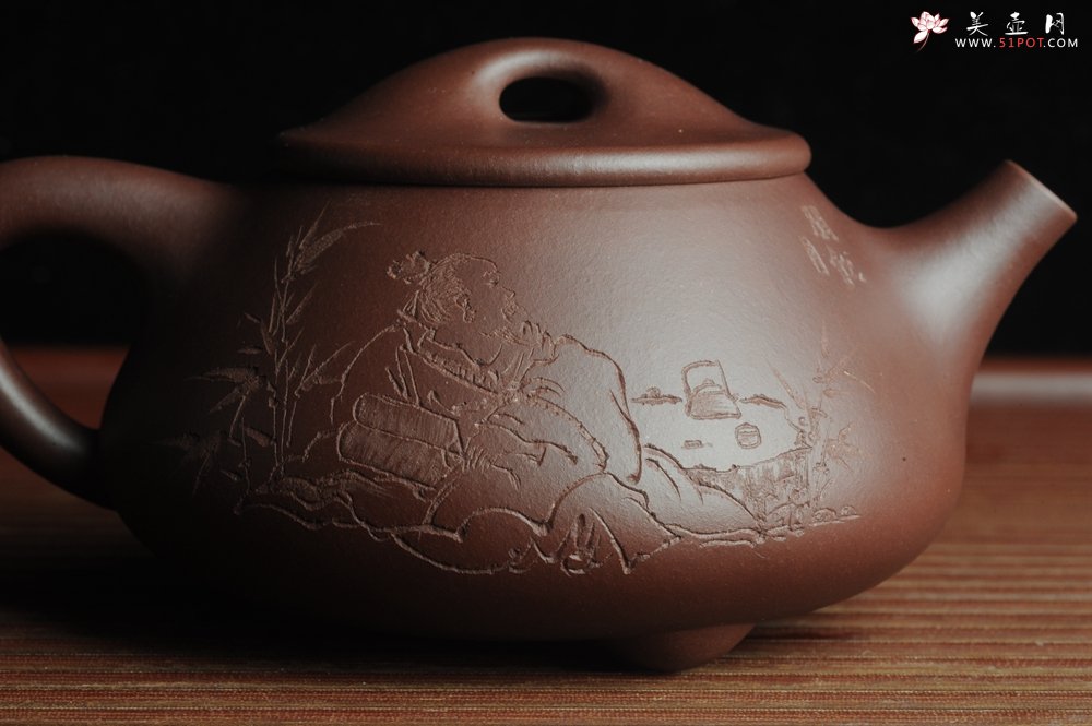 紫砂壶图片：贺岁新品 优质紫茄泥全手工高士煮茶图 闲饮一壶清风 文气满瓢 - 宜兴紫砂壶网