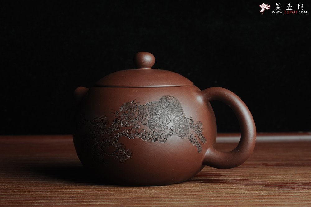紫砂壶图片：美壶福利特惠 精工西施 精刻松鼠 - 宜兴紫砂壶网