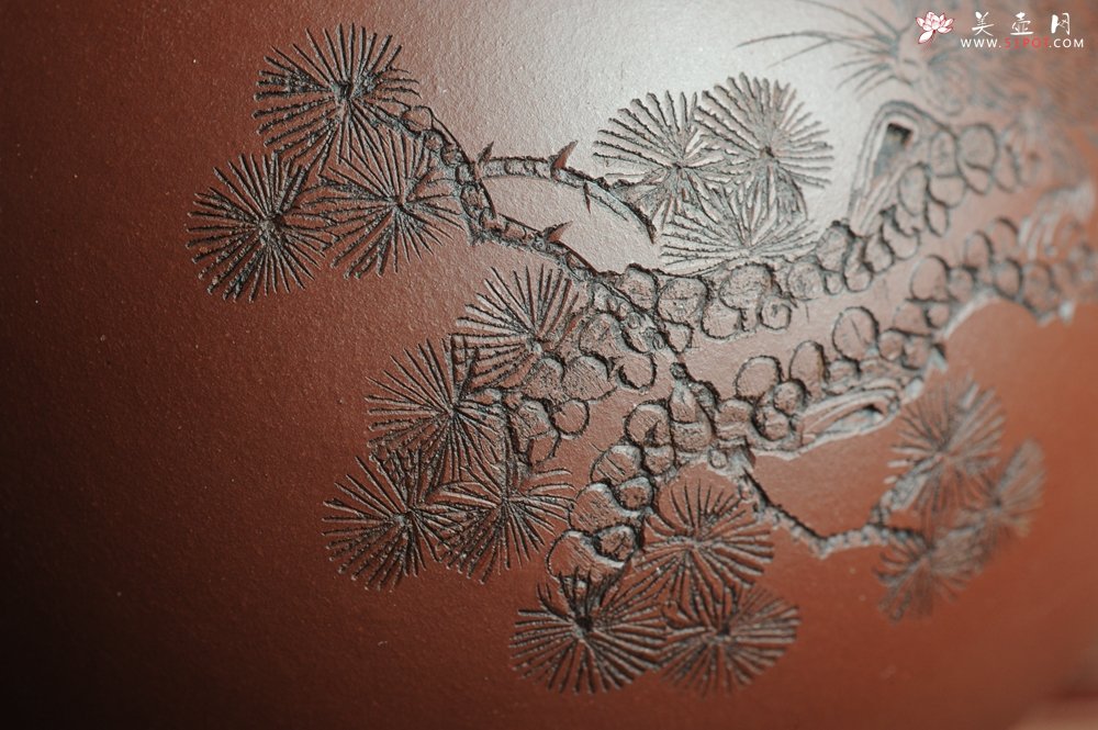 紫砂壶图片：美壶福利特惠 精工西施 精刻松鼠 - 宜兴紫砂壶网