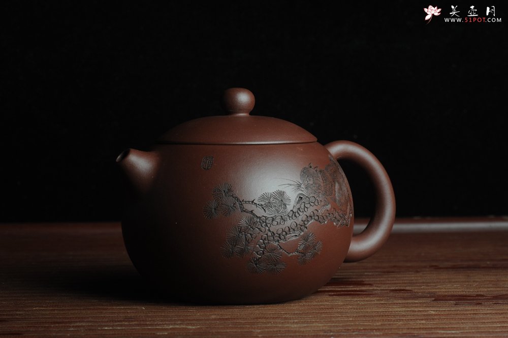 紫砂壶图片：美壶福利特惠 精工西施 精刻松鼠 - 宜兴紫砂壶网