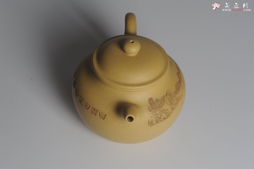 紫砂壶图片：美壶特惠 灰常好的本山段精工山水莲子壶 端庄秀雅 白云回望合 青霭入看无 - 宜兴紫砂壶网