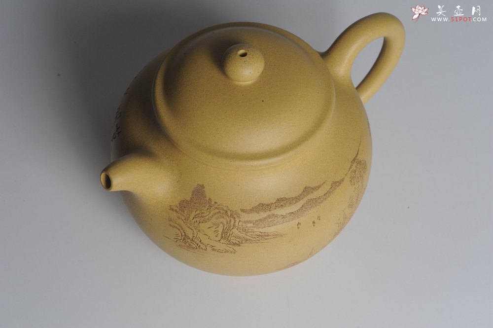 紫砂壶图片：美壶特惠 灰常好的本山段精工山水莲子壶 端庄秀雅 莫待明年花更好 当惜今朝春正浓 - 宜兴紫砂壶网