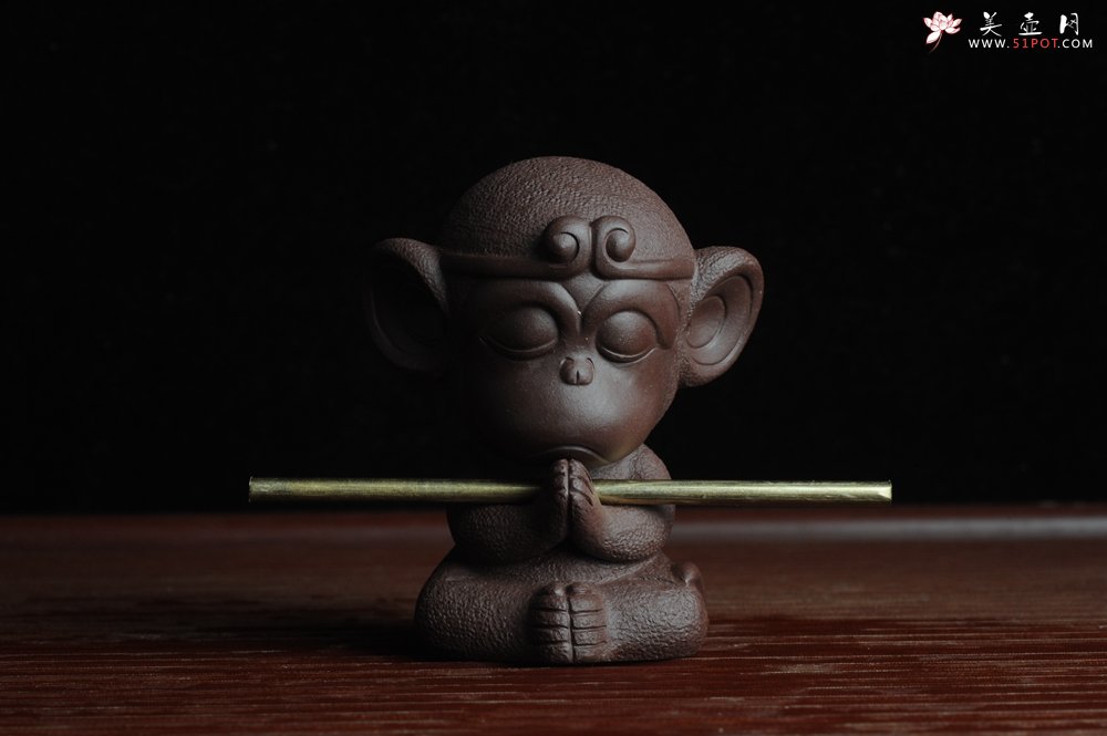 紫砂壶图片：美宠特惠 悟空 神态细腻 做工精致茶宠 - 宜兴紫砂壶网